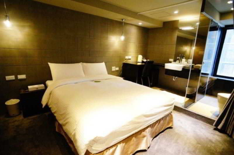 Hotel Vendome East
