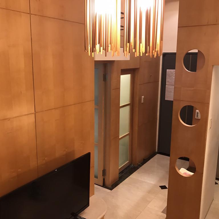 O2 Apartment - Ximen Branch *