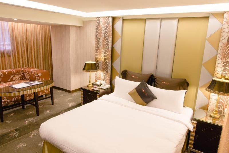 Lotty Hotel 3*