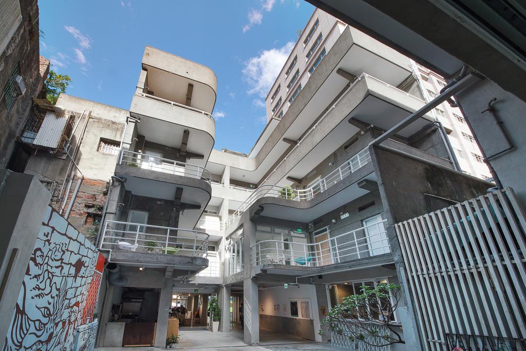 Hostel Owlstay Flip Flop - Garden Taipei