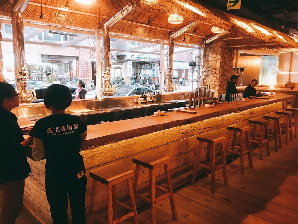 Papa Whale Hotel Taipei