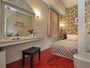 Jen Mei Hotel 3*