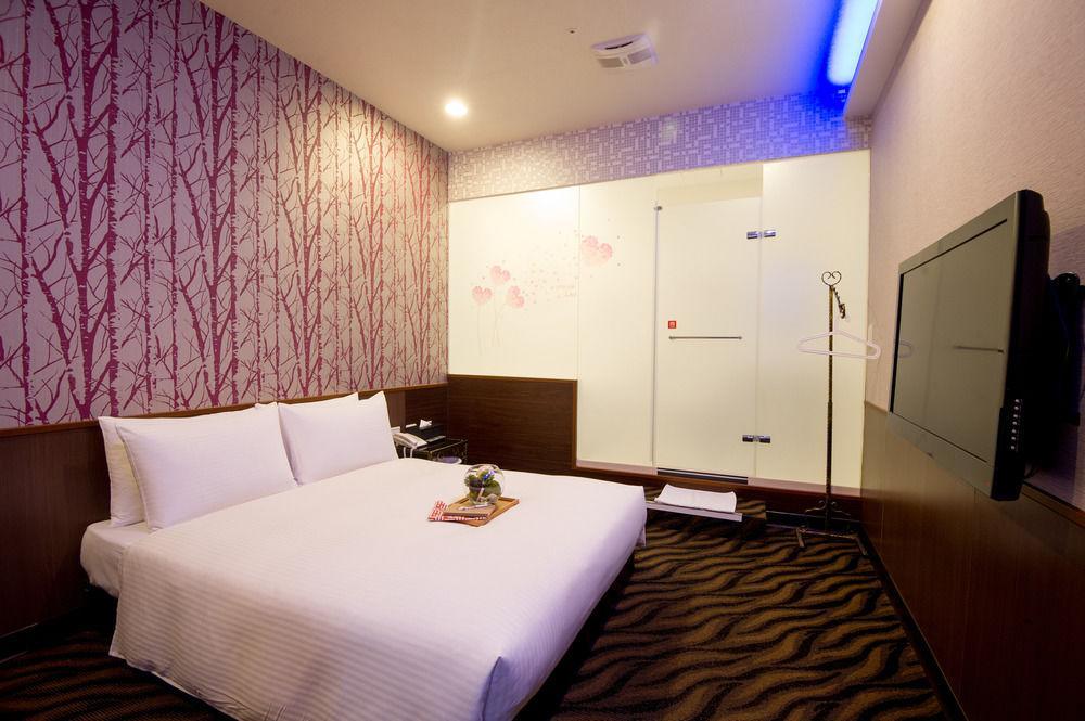 Starry Night Hotel 3*