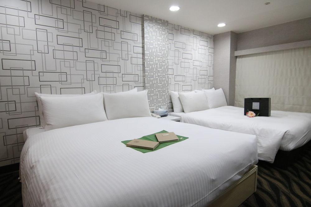 Starry Night Hotel 3*