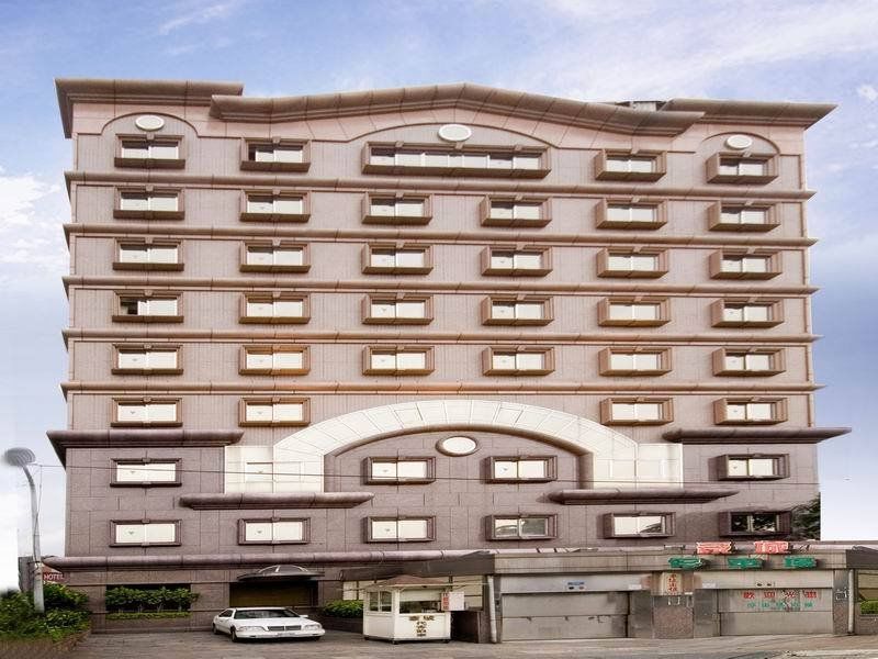 Charming Songshan Hotel 3*