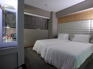 新麗旅店 Newful Hotel Taipei