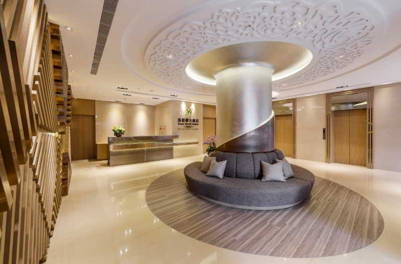 Hotel World Station 4*