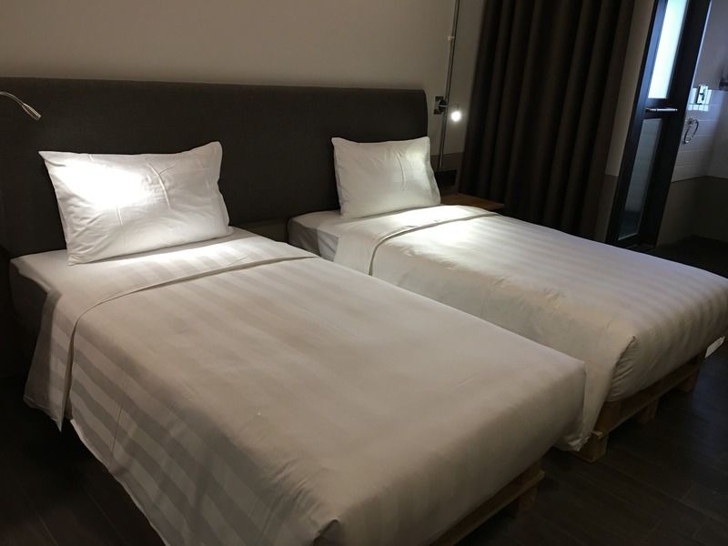 Hotel Papa Whale
