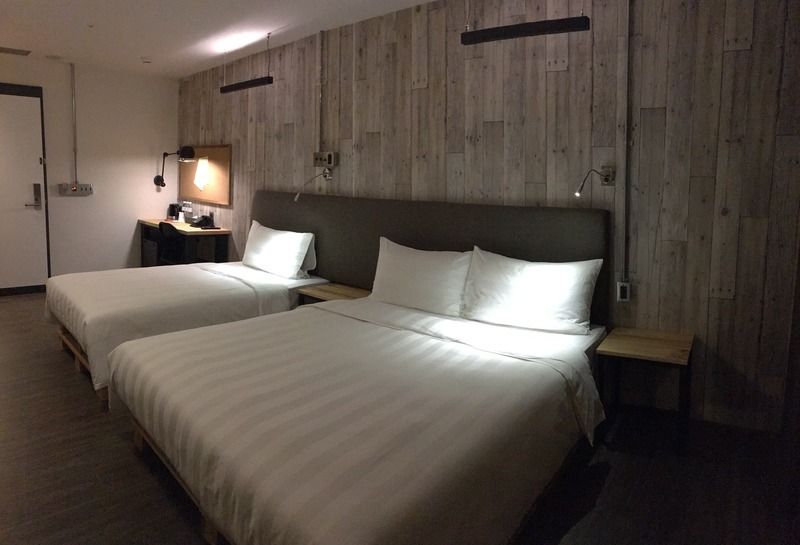 Papa Whale Hotel