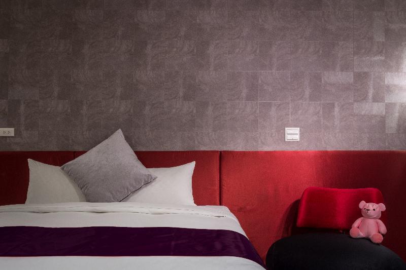 Sparkle Bridge Hotel 3*