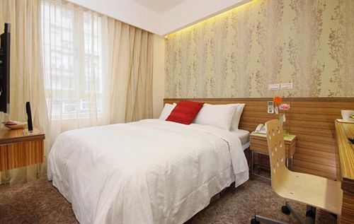 Golden Hotel 3*