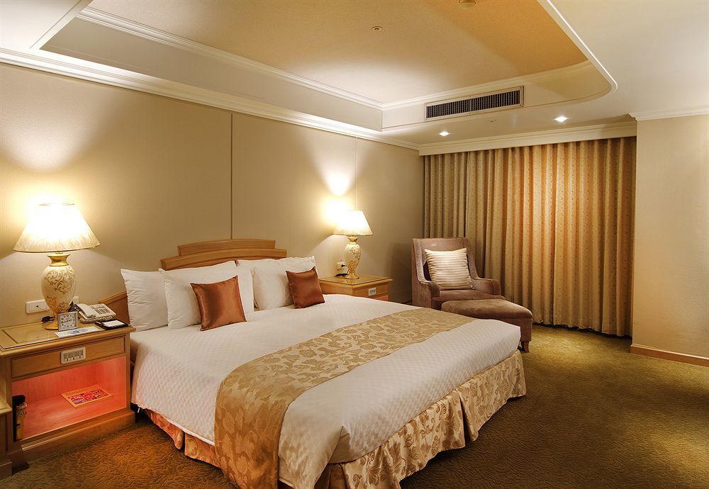 Golden China Hotel