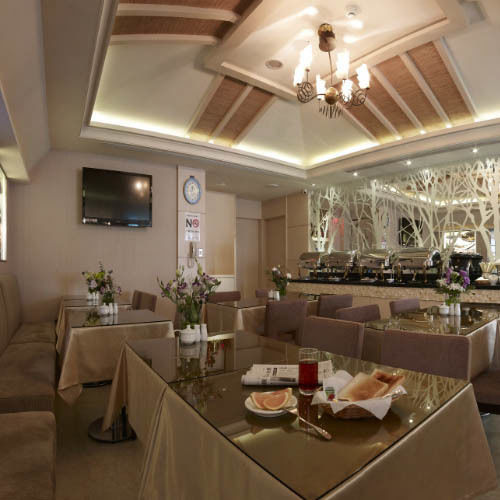 Link World Hotel