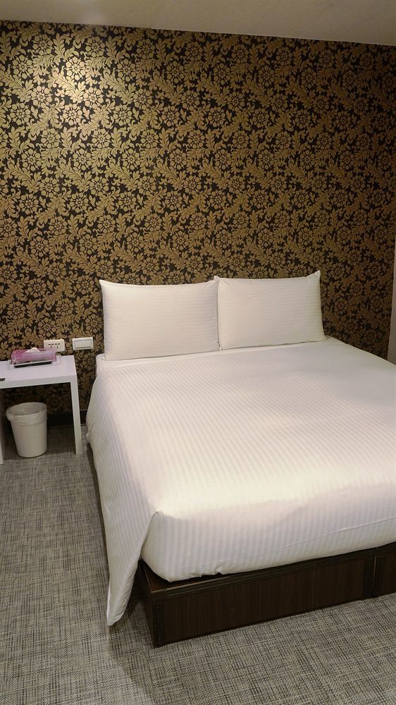 Pensão Ximen Taipei - Dreamhouse 2*