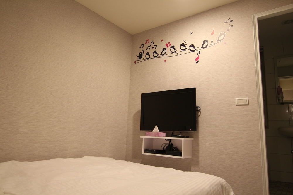Ximen Holiday Aparthotel