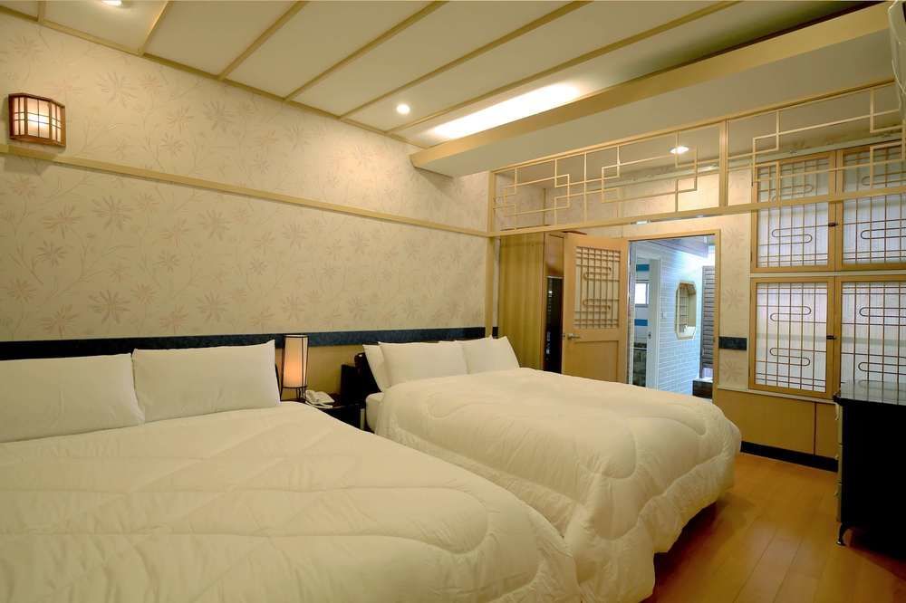 Phoenix Pavilion Hot Spring Inn Taipei