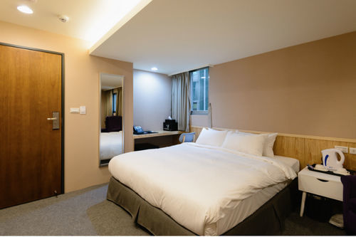 U Hotel