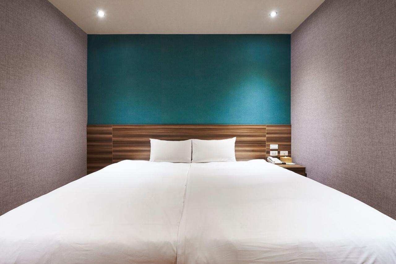 Hotel Tomorrow