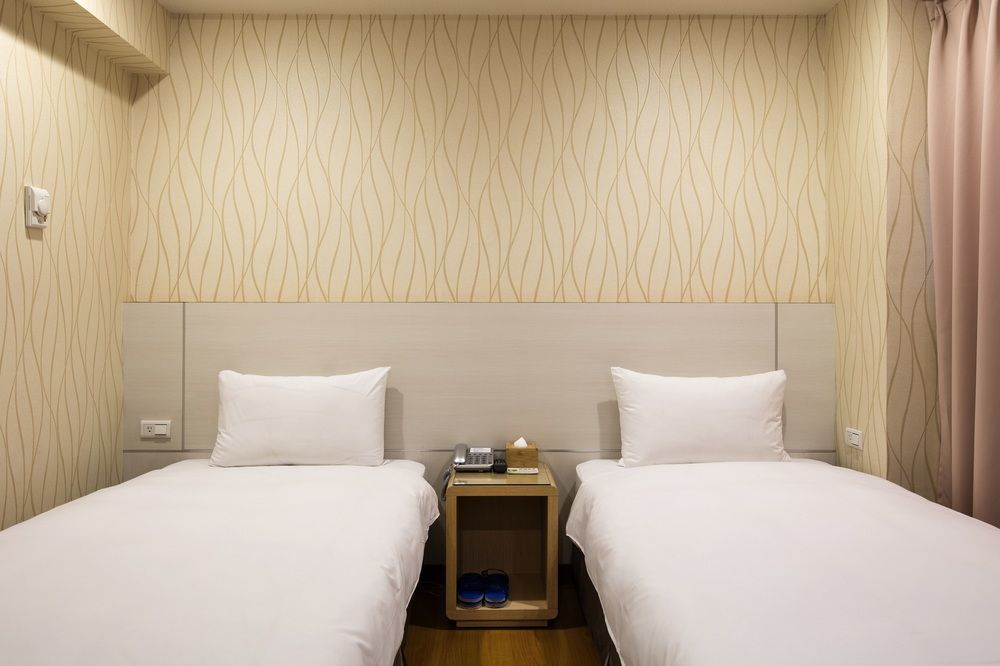 Hotel Tomorrow 3*