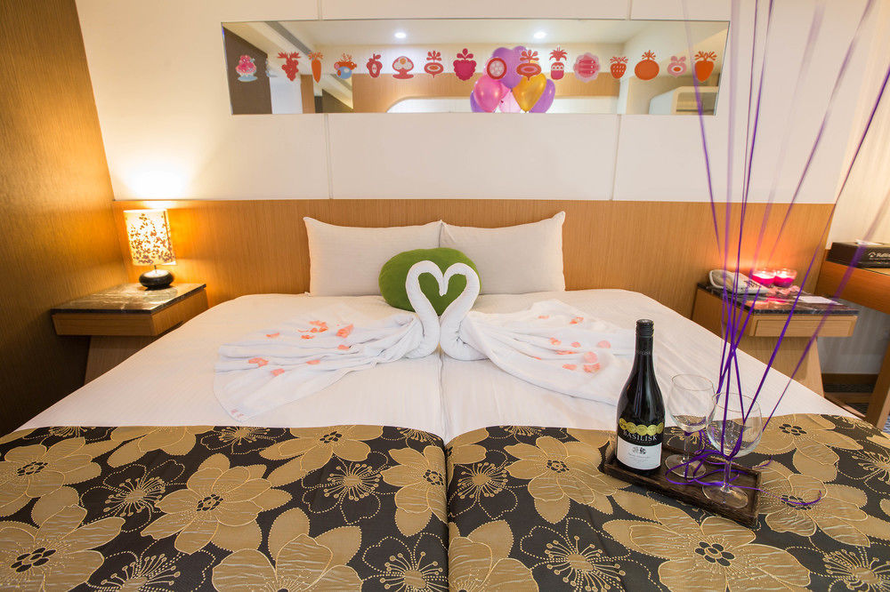 Sunny Hotel 3*