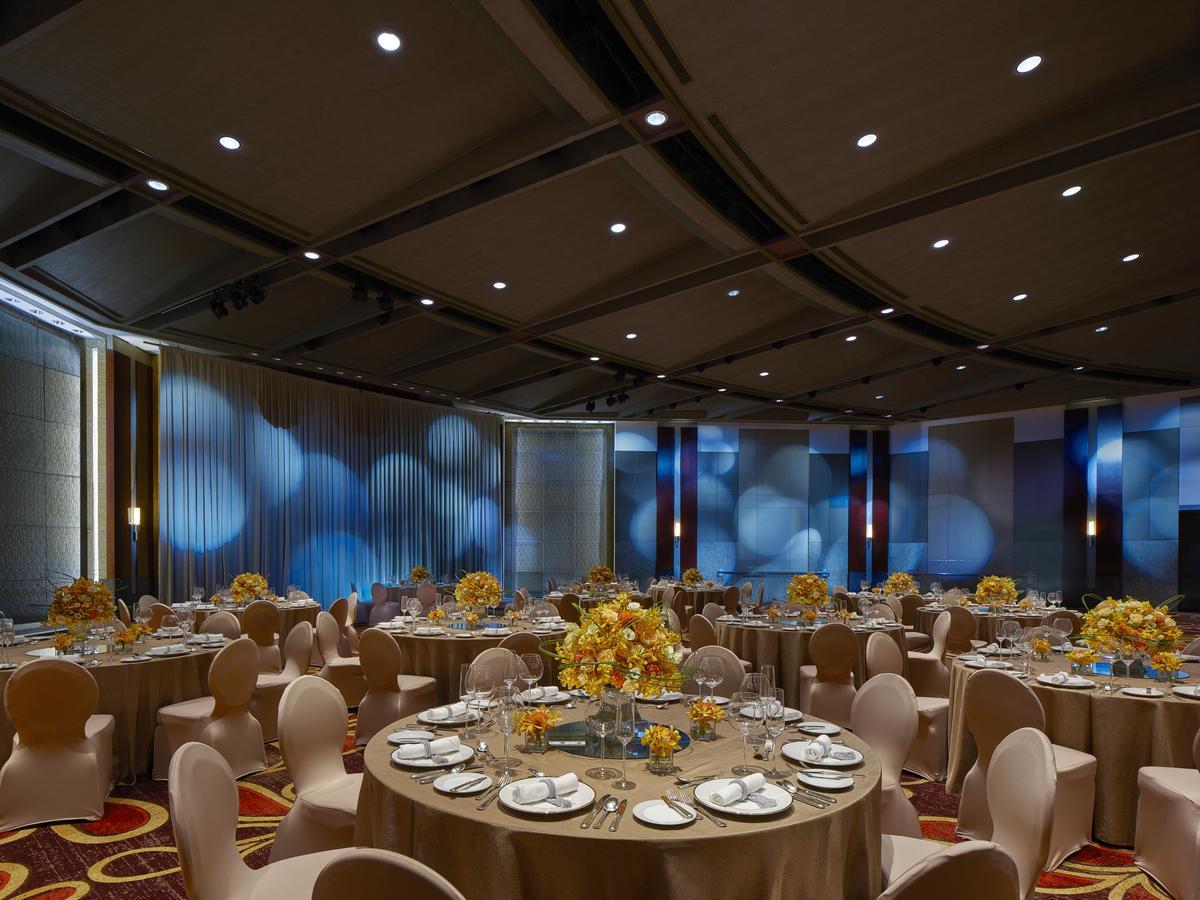 Hotel Shangri-la Far Eastern,