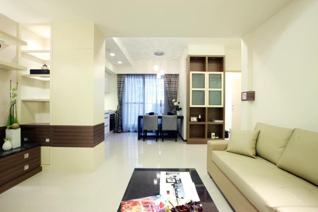 Xinyi Boutique