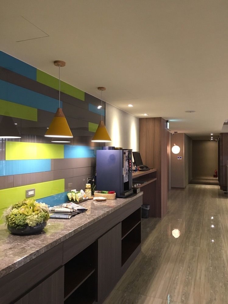 Ximen Hotel 3*