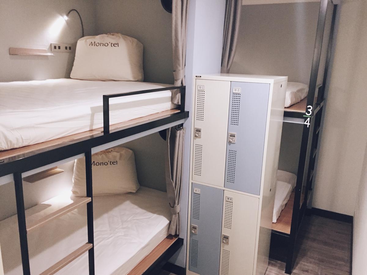 Mono Capsule hotel