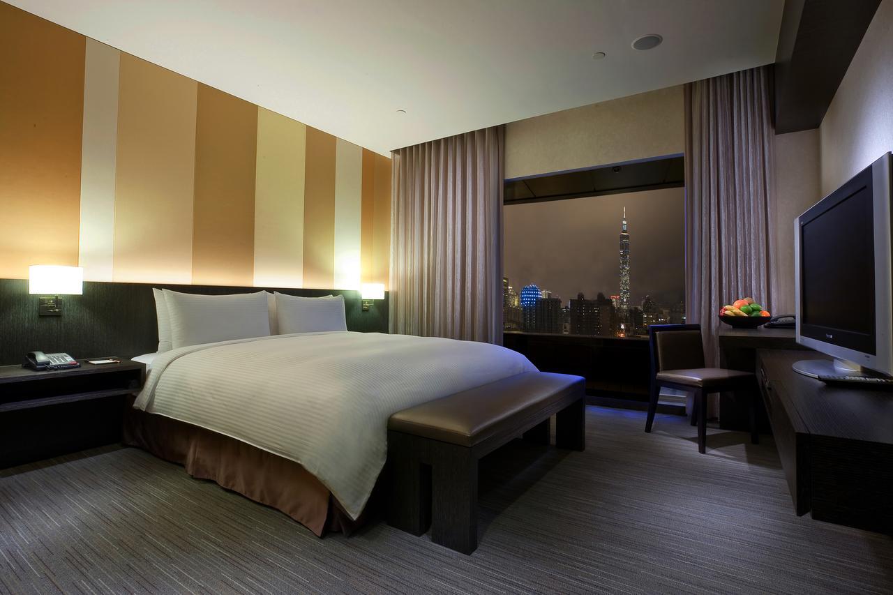 Park 4* Taipei