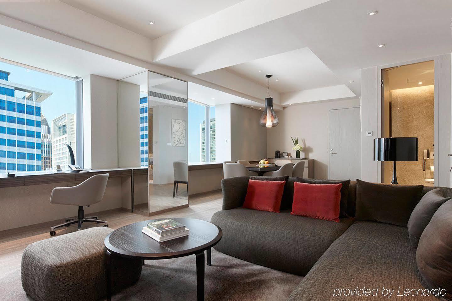 Humble House Taipei, Curio Collection By Hilton