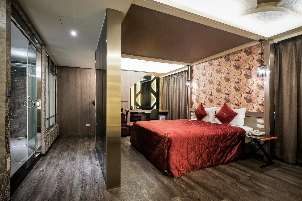 Motel Chamotel - Lujhou Taipei