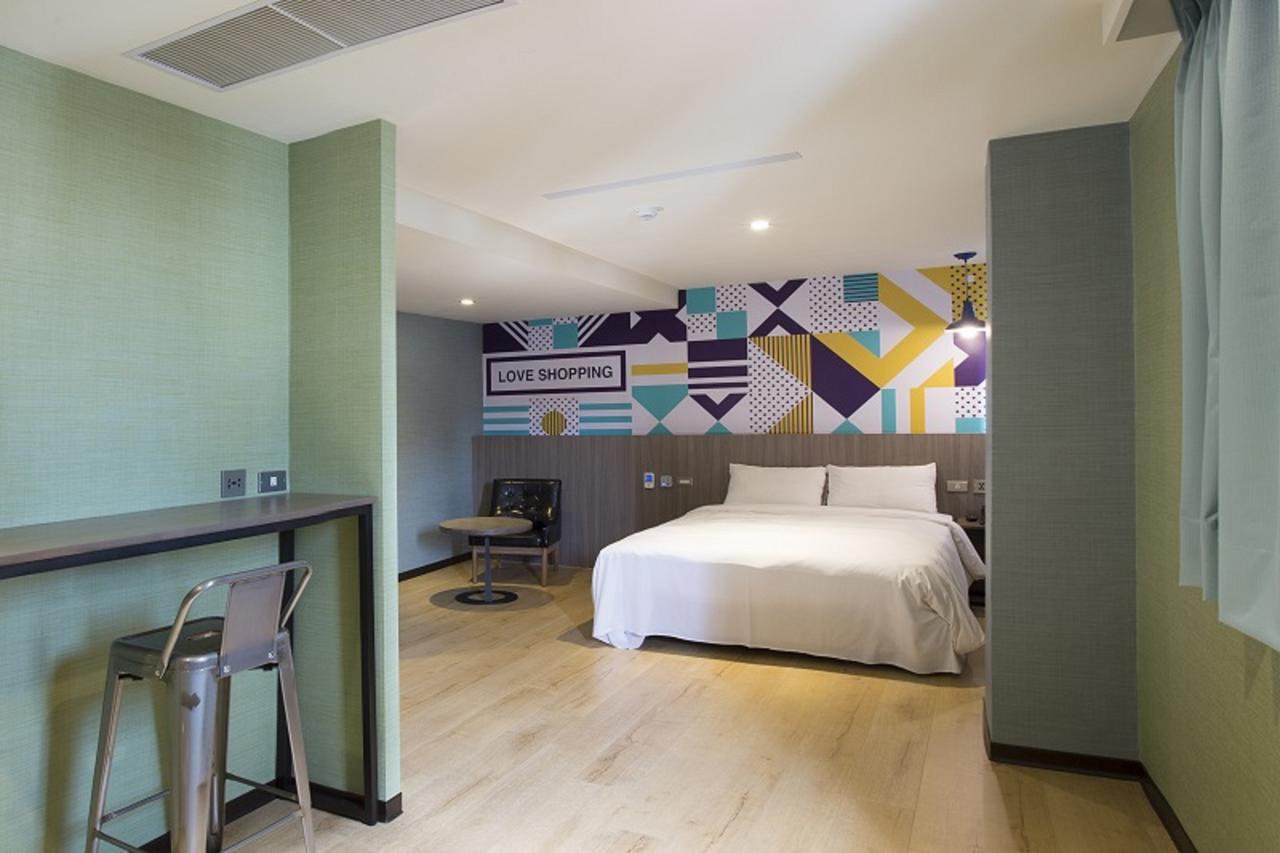 Hotel Rainbow