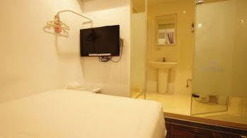 Ulysses Main Station Hotel 3*