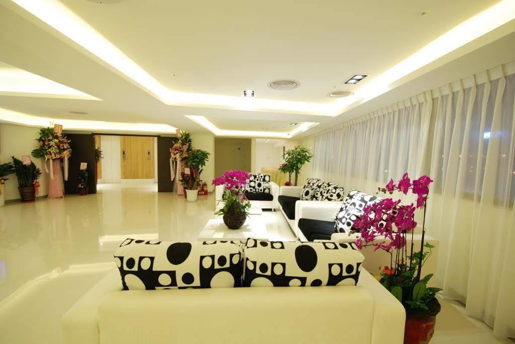Hotel New - Main Station