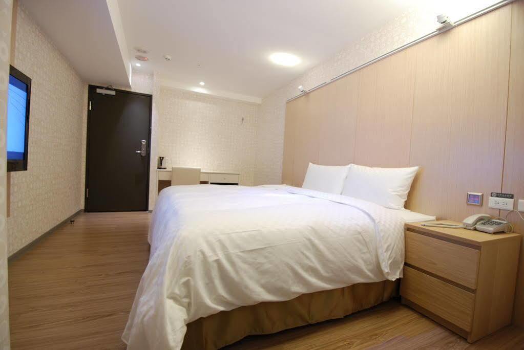 Hotel New - Main Station Taipei