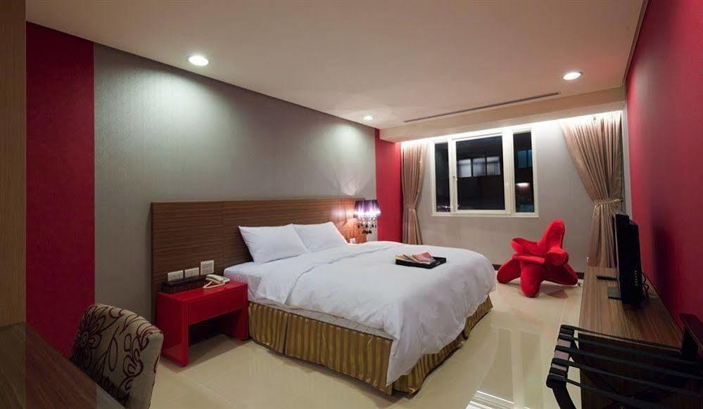 Royal Rose Xinsheng Hotel 3*