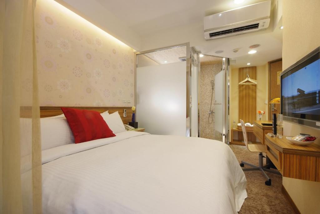Golden Hotel 3*