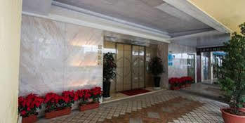 Hotel Lotty 3*