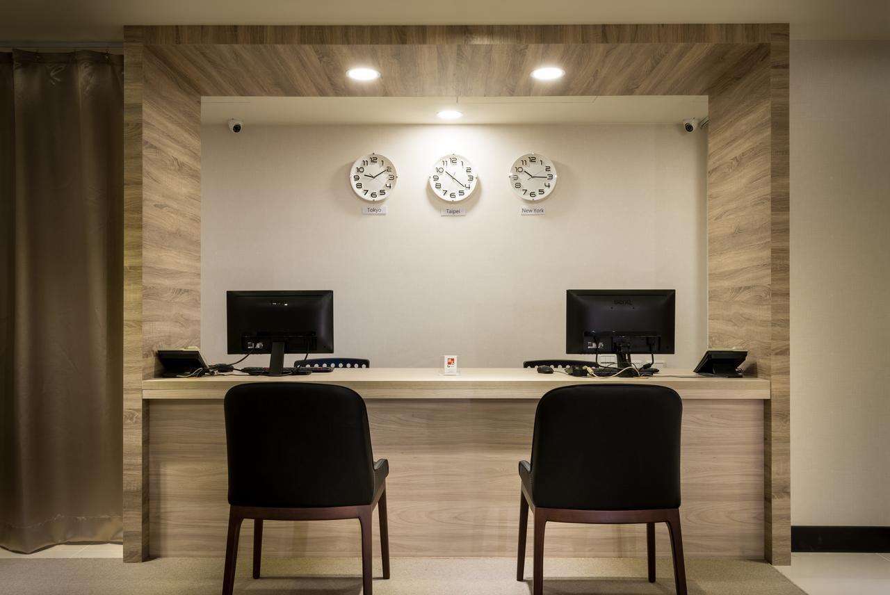 Urhome Hotel 3*
