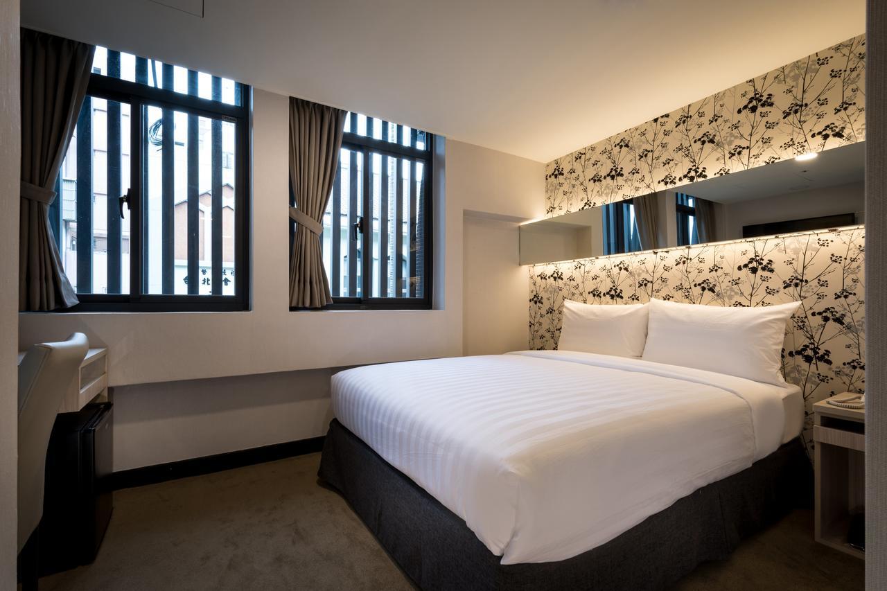 Hotel Urhome 3*