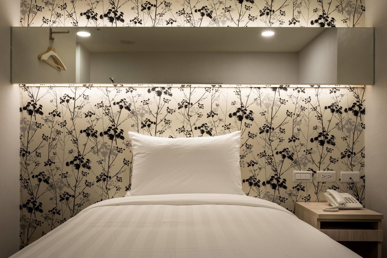 Hotel Urhome 3*
