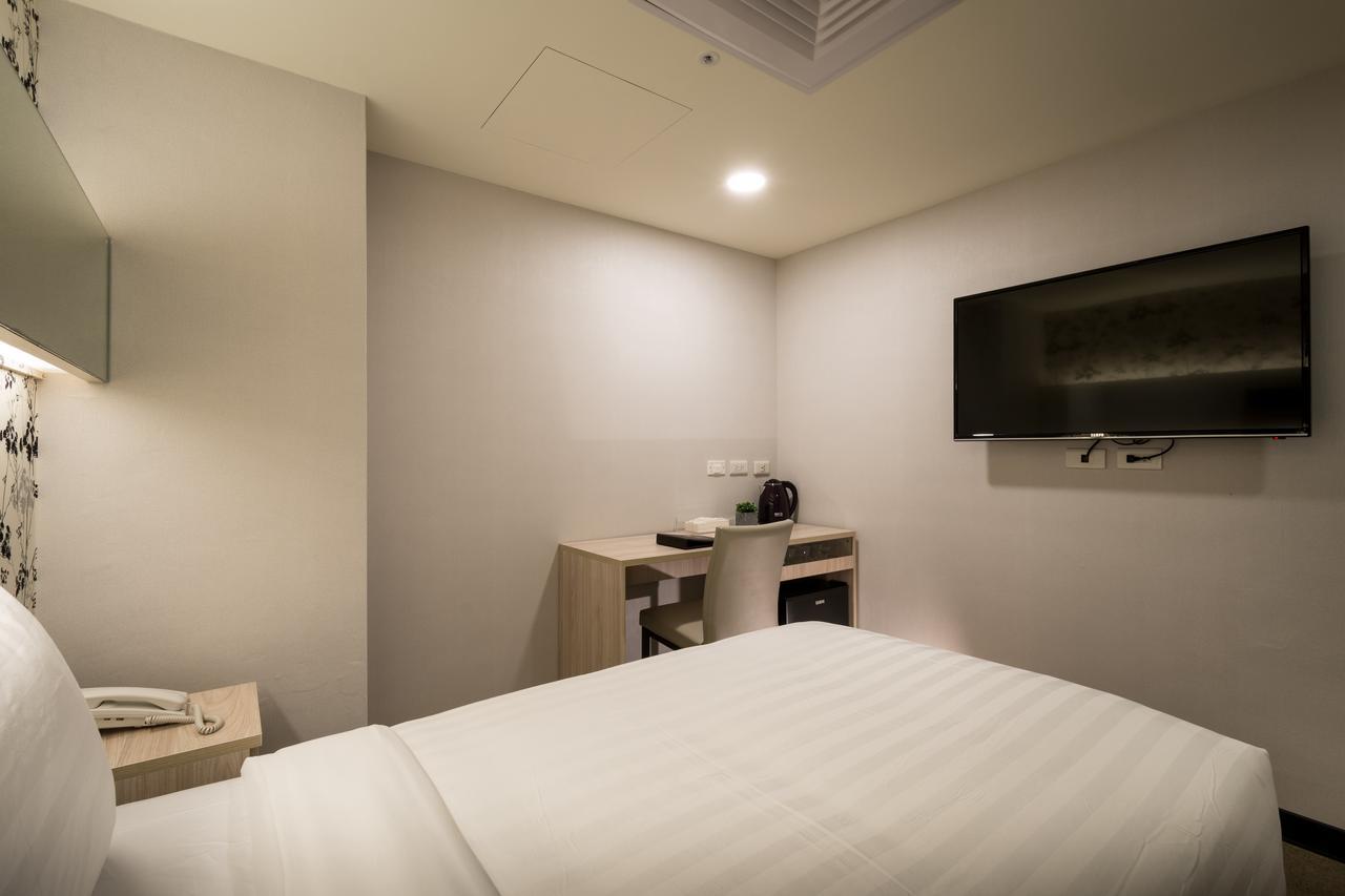 Urhome 3*