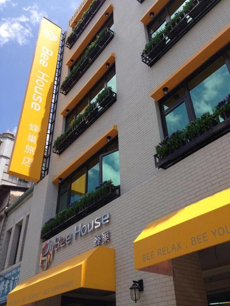 Bee House By Cosmos Creation - Main Station Hotel Taipei
