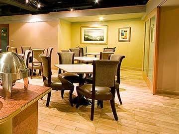Charming City Hotel 3*
