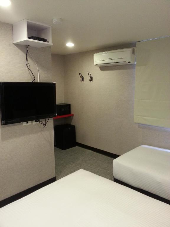 Ximen Taipei - Dreamhouse 2*