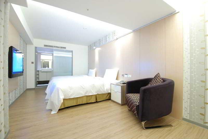 Hotel New - Main Station 3*