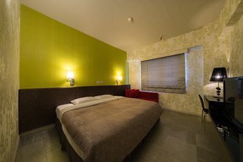 Walker - Zhengyi 2 Hotel 3*