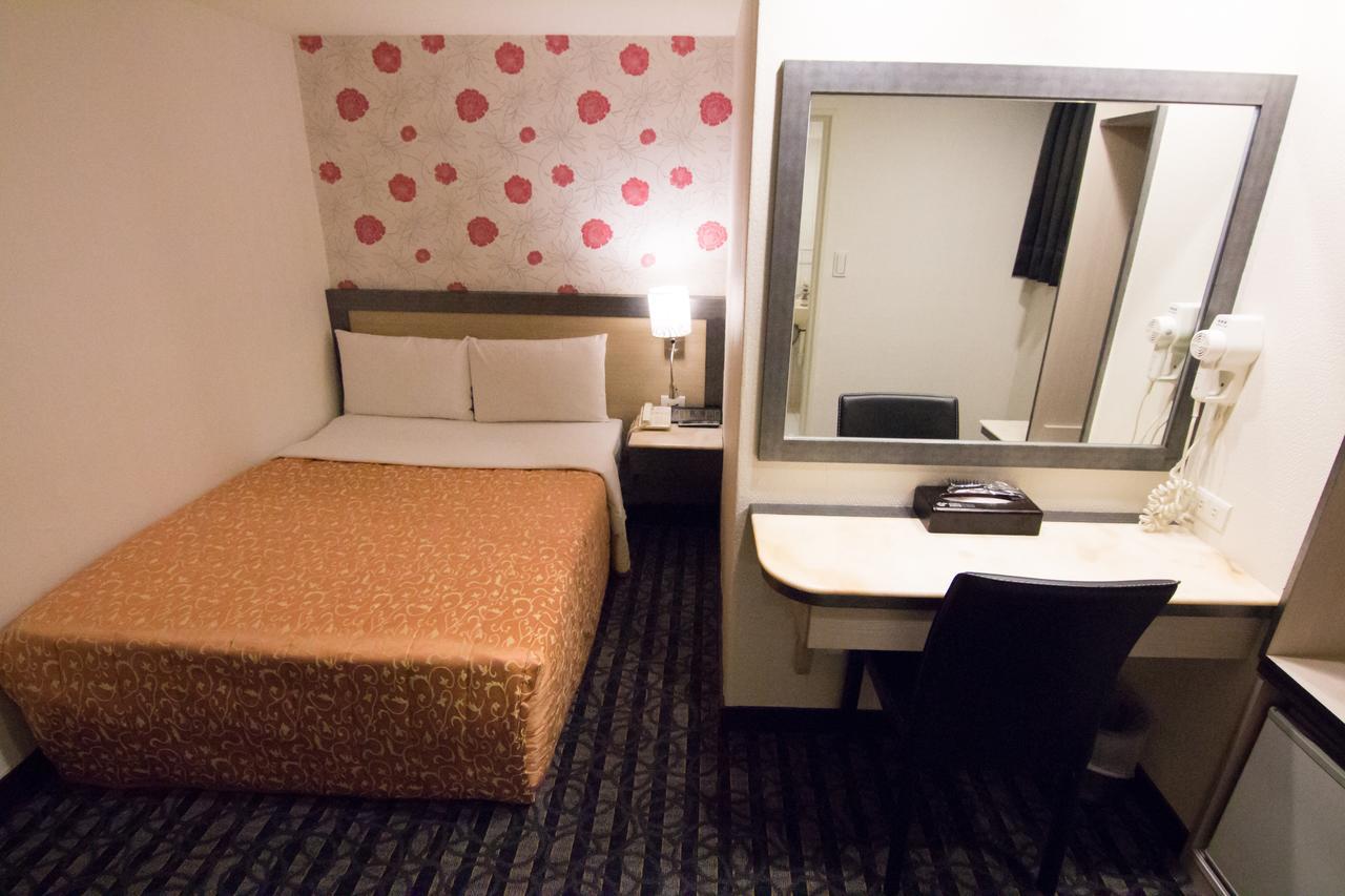 Carry Hotel 3*