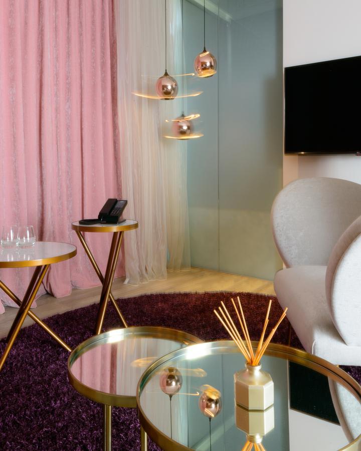 Hotelpoispois 3*
