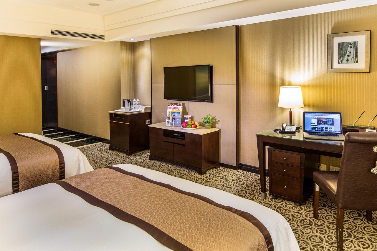 Hotel Grand Forward